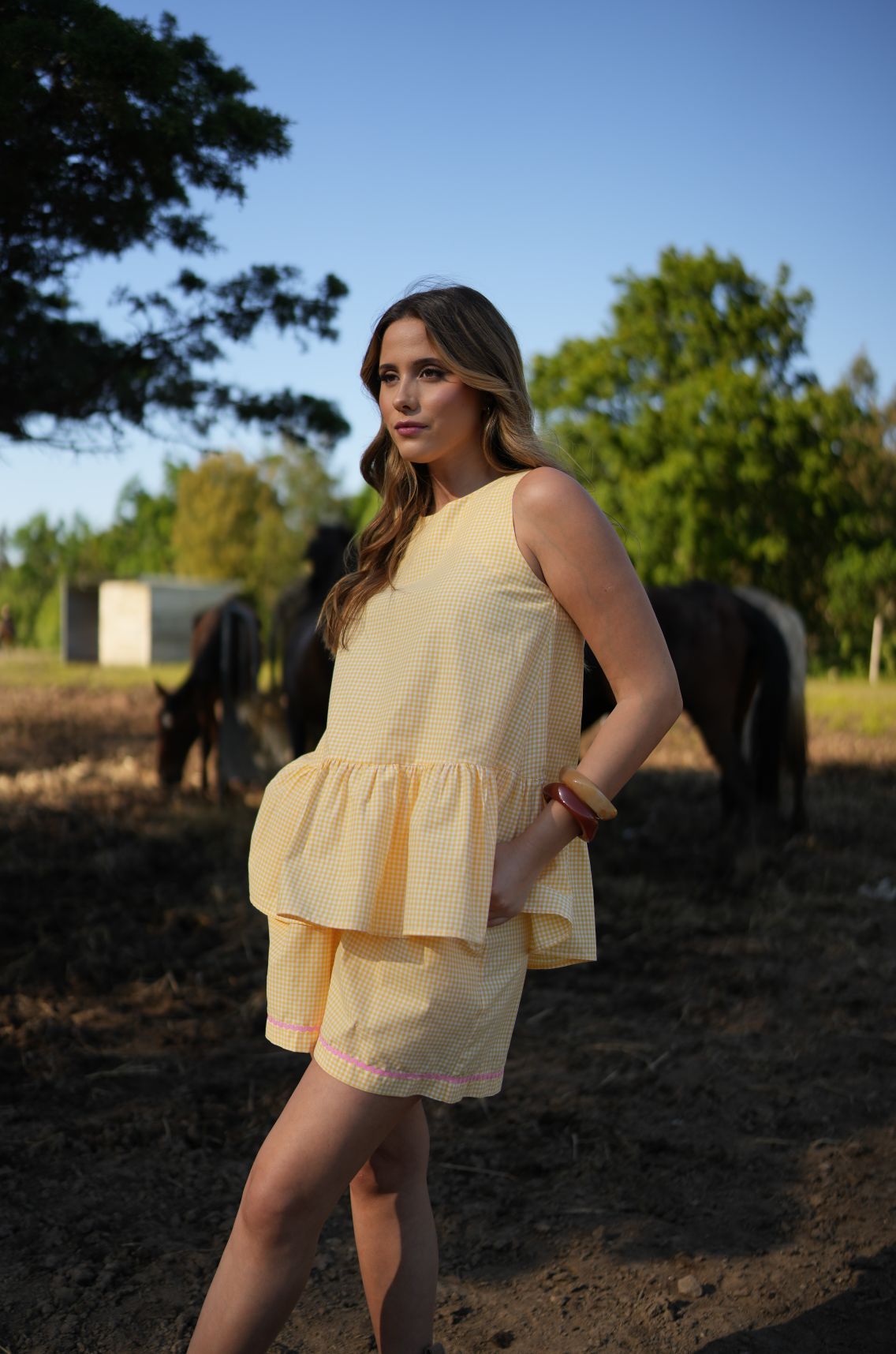 Top butter yellow