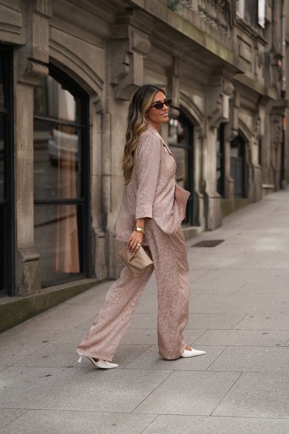 Fato Rose creme