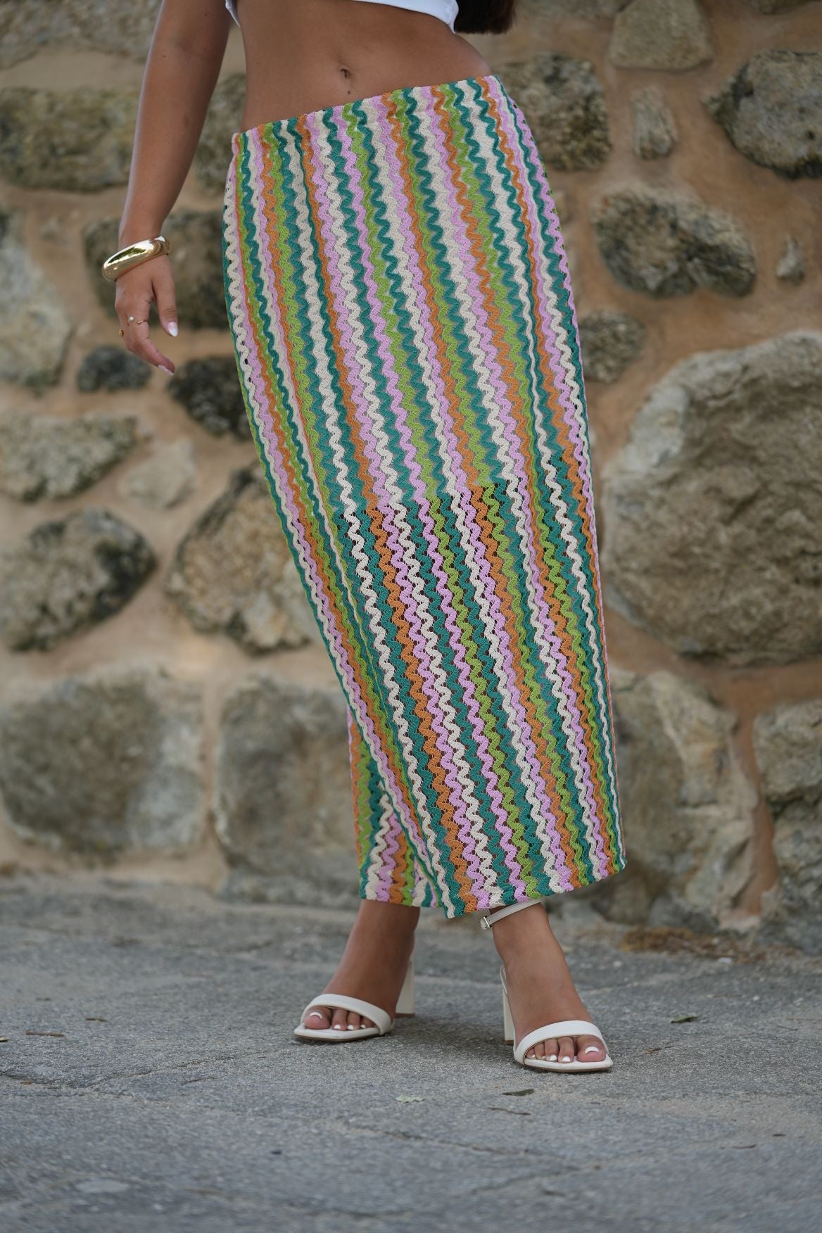Saia de renda multicolorida